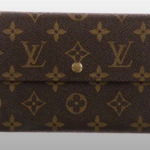 ✨2000 LV Monogram Wallet✨